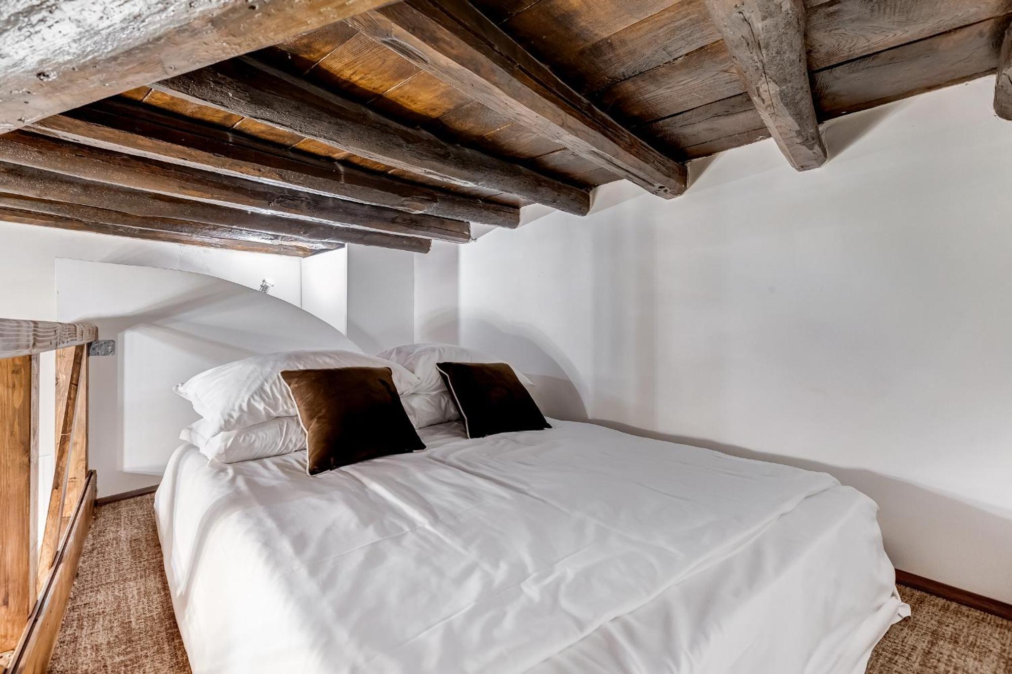 New - 8 People Romedreamhome * Rom