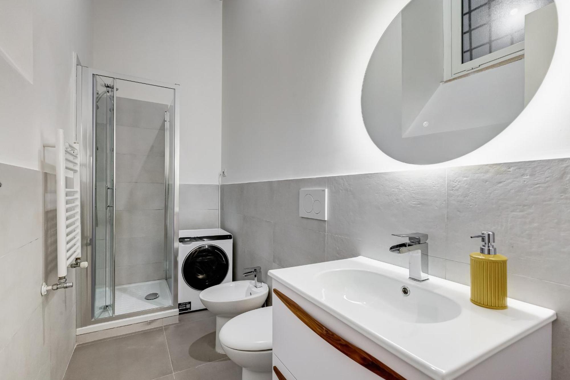 New - 8 People Romedreamhome Apartment Rom